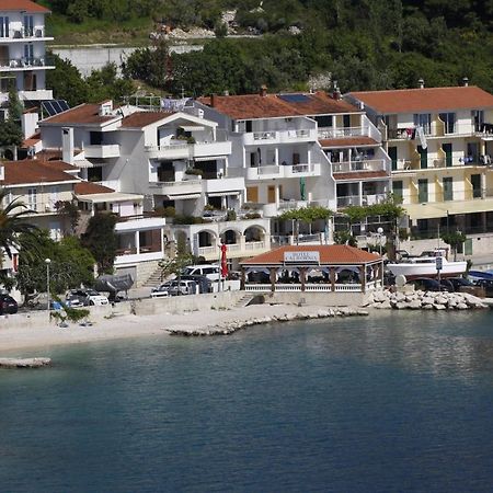Apartmani California II Podgora Exteriör bild
